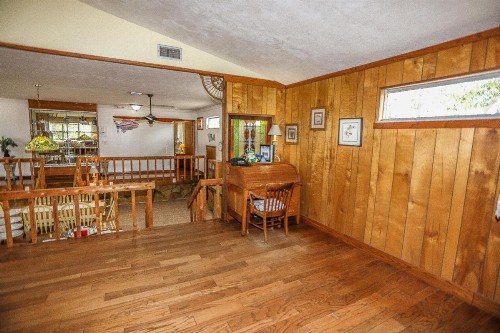 185 Mid Island - image 9