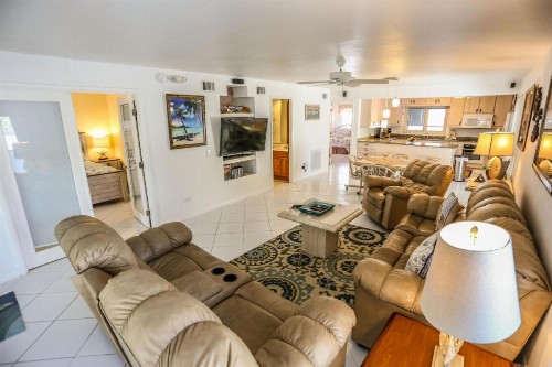 4805 Estero Blvd. - image 4