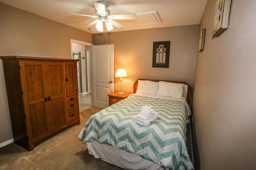 154 Connecticut Villa B - image 12