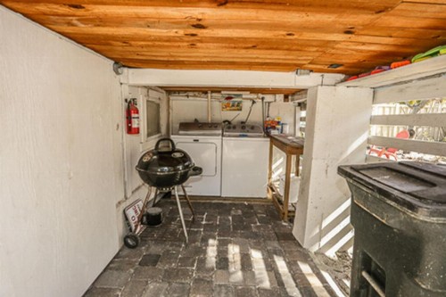 2518 Estero - image 12