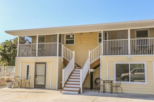 203 Fairweather Villa A - image 1