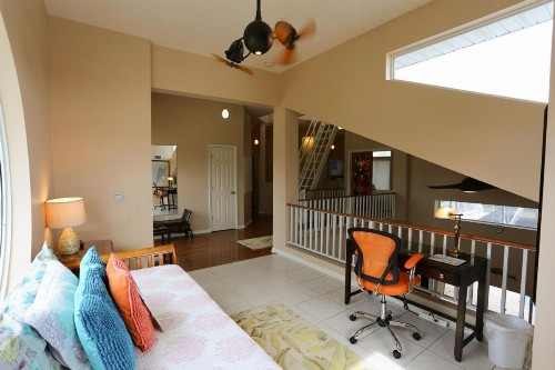 244 Flamingo - image 6