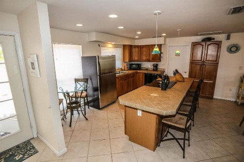 5167Estero - image 2