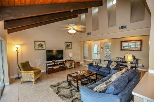 7964 Estero - image 12
