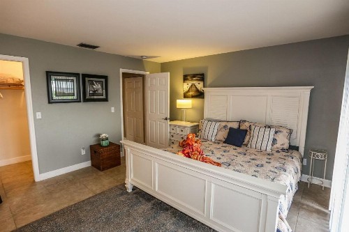 7964 Estero - image 6