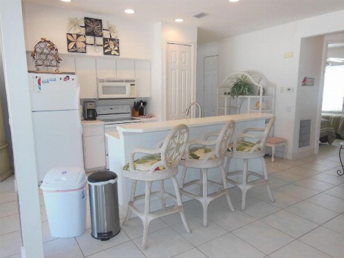 5400 Estero Blvd. - image 10