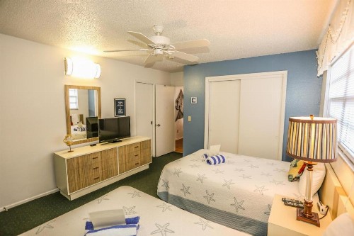 5583 Estero Villa 3 Captain's Cabin - image 10
