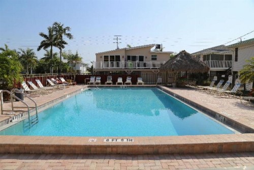 Cane Palm Beach Club 704 - image 7