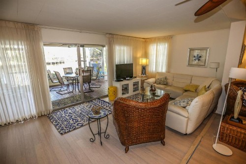 5155 Williams Drive - image 9