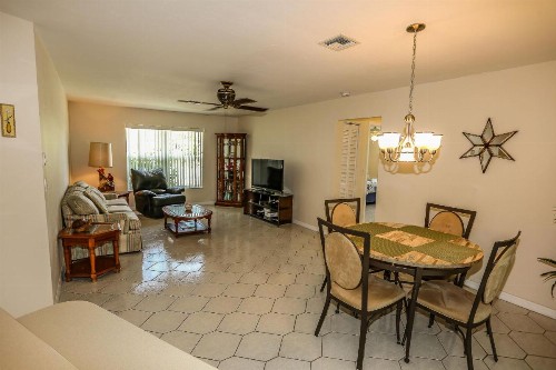 250 Albatross Street - image 12