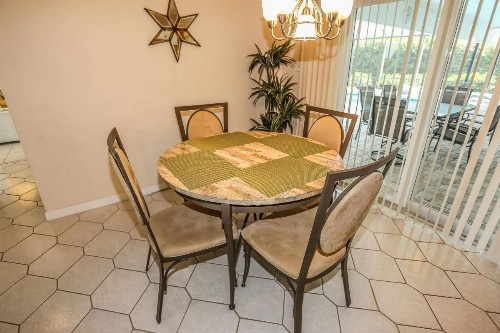 250 Albatross Street - image 6