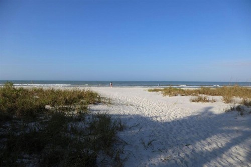 5680 Estero Blvd. - image 10
