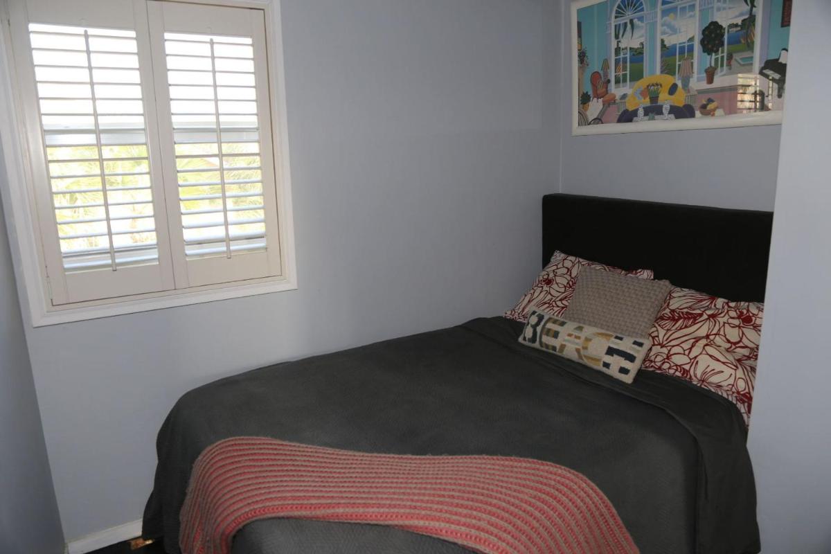 5680 Estero Blvd. - image 7