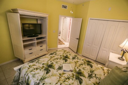 Palm Harbor Club 304 - image 7