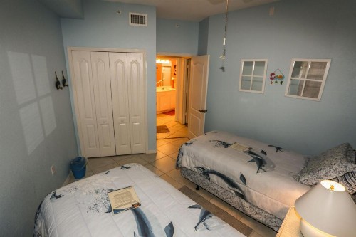 Palm Harbor Club 304 - image 8