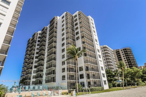 Island Winds 504 - image 1