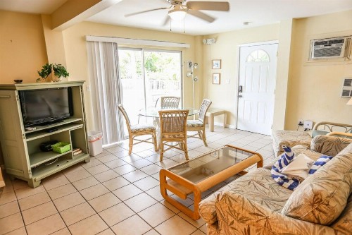 106 Tropical Shores #3 - image 1