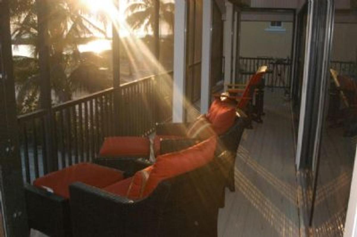 8170 Estero - image 7