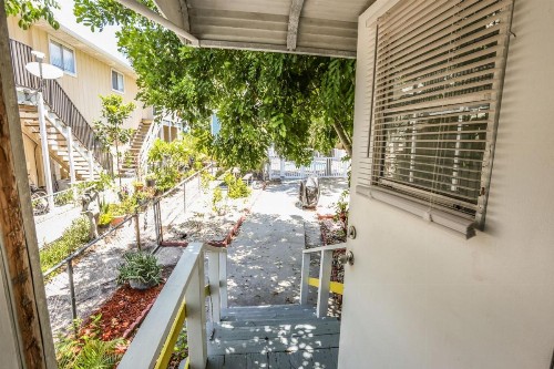 2621 Estero Blvd - image 10