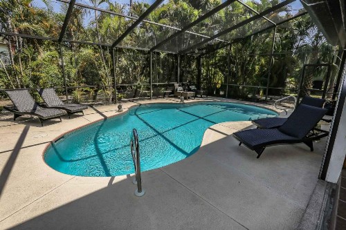 132 Gulf Island - image 11
