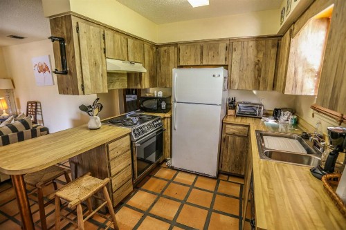 254 Ostego Drive Lower - image 7