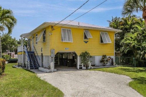 800 Third Street
