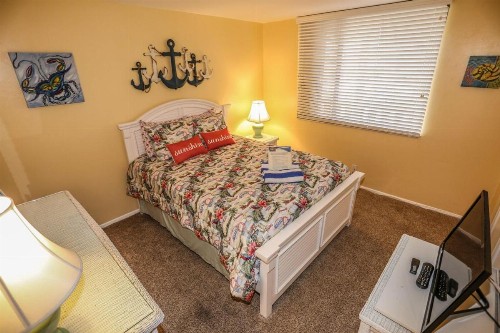 Caper Beach 212 - image 7