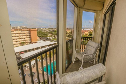 Riviera Club 701 - image 11