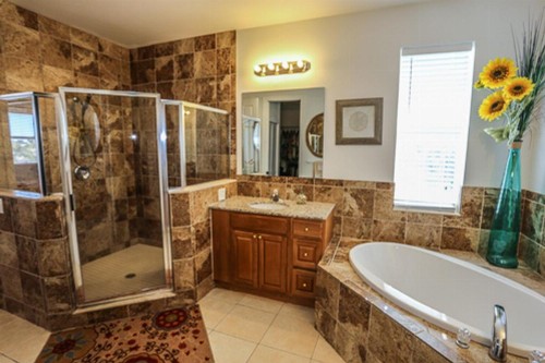 8211 Estero Blvd. - image 9
