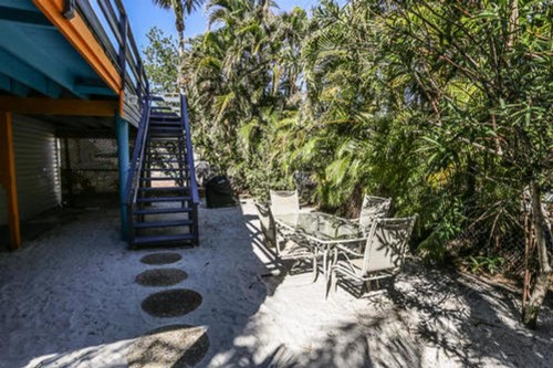 5583 Estero Villa 2 Beach Bungalow - image 10