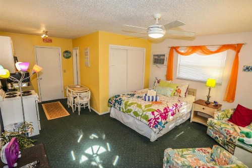 5583 Estero Villa 2 Beach Bungalow - image 11