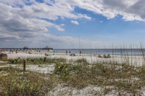 756 Estero Blvd. - image 6