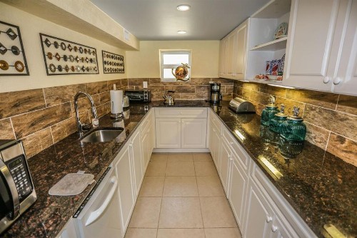 4000 Estero Blvd. - image 12
