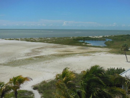 Castle Beach 406 - image 8