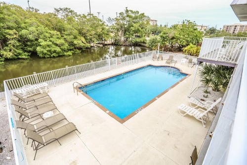 106 Tropical Shores Manor - image 1