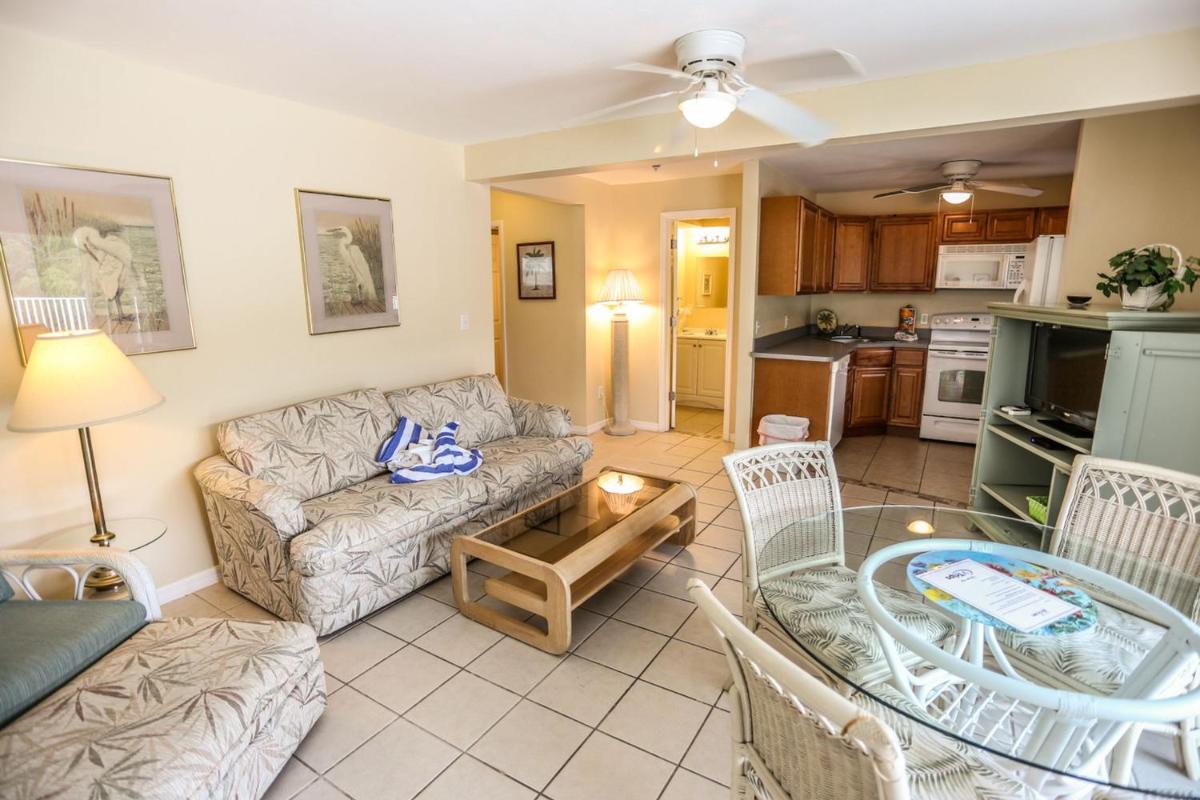 106 Tropical Shores Manor - image 6