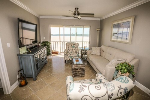 Castle Beach 204 - image 12