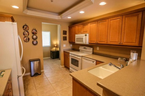 Bella Lago 423 - image 11