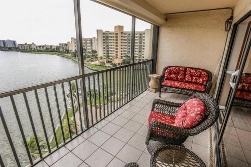 Windward Point 608 - image 8