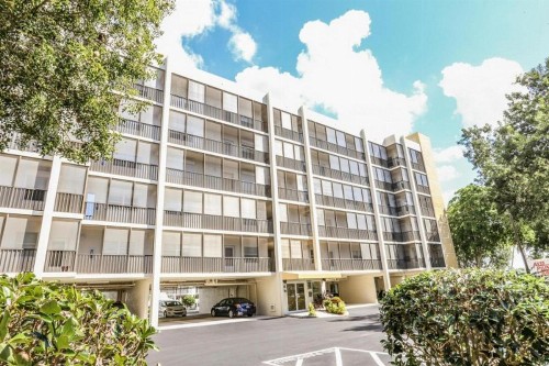 Hibiscus Point 821 - image 12