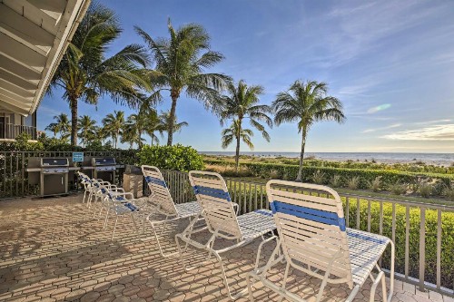 Luxe Beachfront Family Condo with Pool Access and Views - image 12