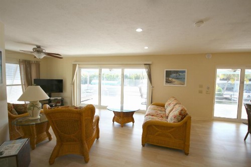 390 Bayland Rd. - image 10