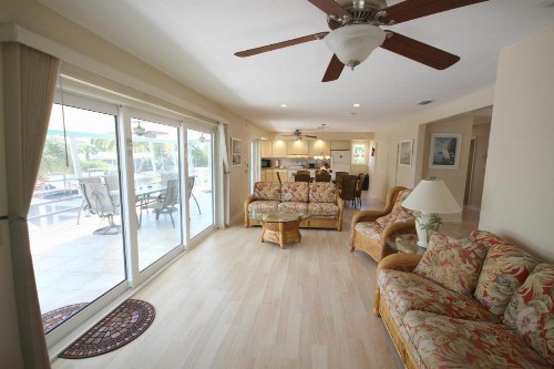 390 Bayland Rd. - image 2