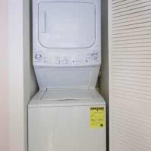 Ernie & Rose's Fort Myers Beach Condo - Monthly - image 1