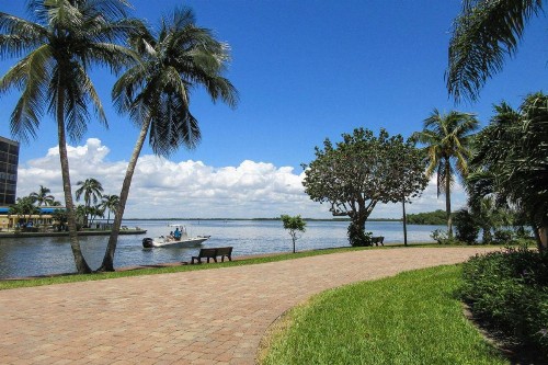 Harbour Pointe North 725 by Kathy Nesbit Vacations - image 12