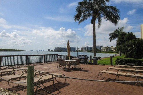 Harbour Pointe North 725 by Kathy Nesbit Vacations - image 6