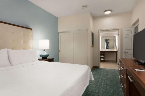 Homewood Suites by Hilton Fort Myers - image 38