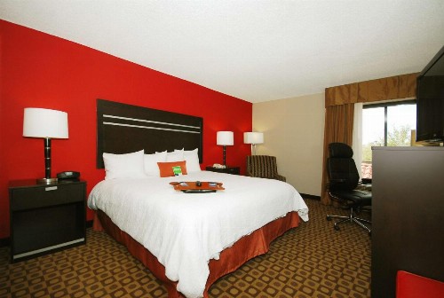 Hampton Inn Fort Myers-Airport & I-75 - image 23