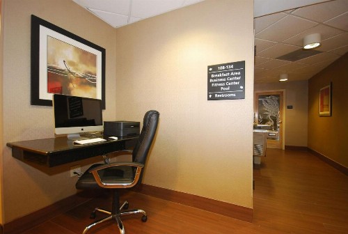 Hampton Inn Fort Myers-Airport & I-75 - image 27