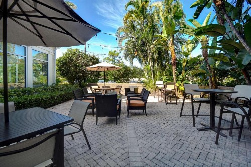 Hilton Garden Inn Fort Myers - image 20